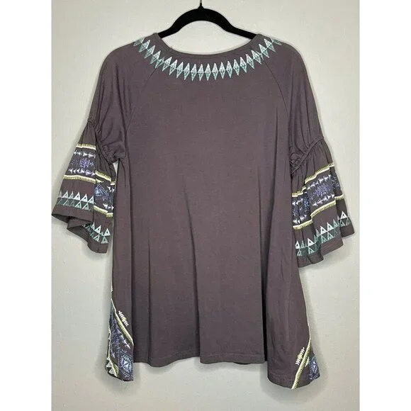 Urban Mangoz Embroidered Geometric Aztec Bell Sleeve Women's Blouse Small - Picture 3 of 9